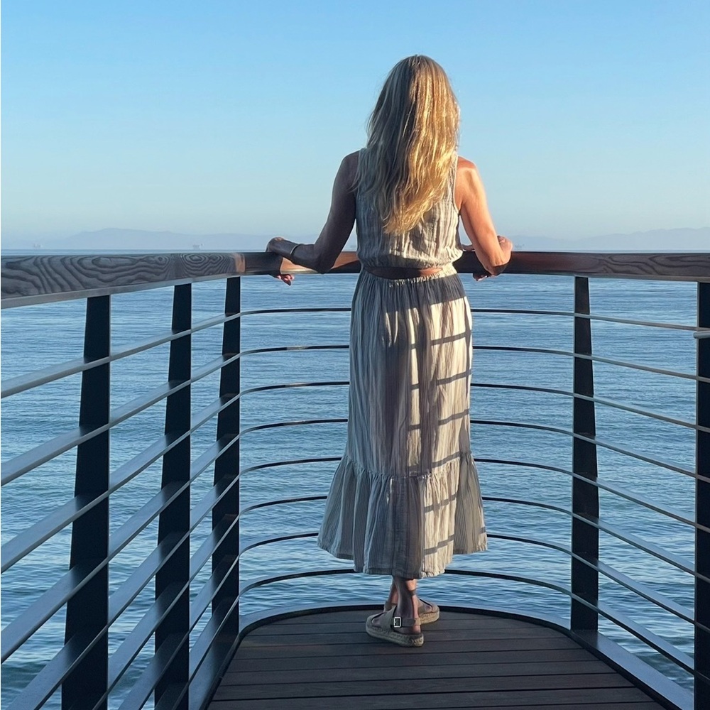 Sleeveless Striped NWT Pact Coastal Double Cloth Cotton cut-out Midi Dress. - Picture 5 of 8